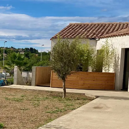 Neuf Avec Terrasse - Classe 2 Etoiles Nyaraló